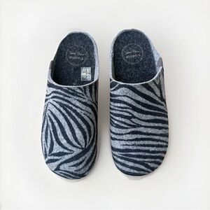 Toni Pons MAUI-NM Wool Felt Clog Slippers 40 US 9 Rubber Sole Spain Zebra Darla